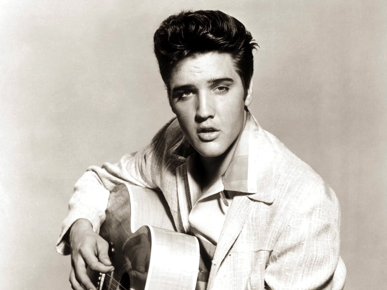 Elvis: Long live the king! - MyHeritage.com - English blog