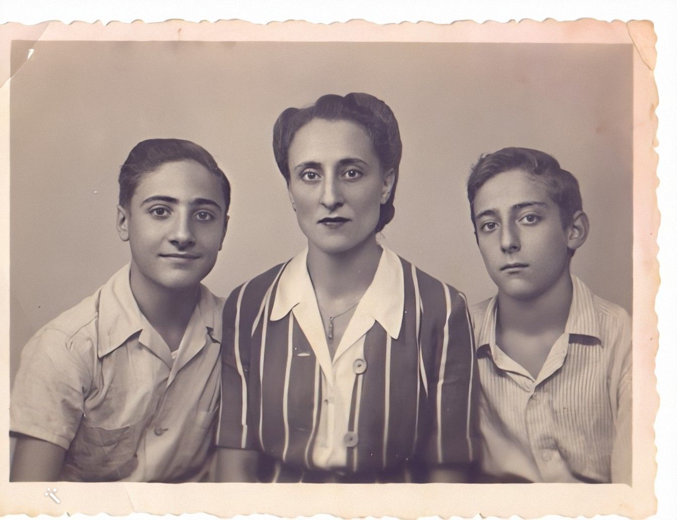 Anna, Vittorio, og Dario (bildet er forbedret med MyHeritage Fotoforbedrer)