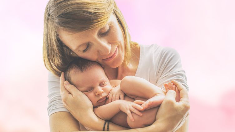 Becoming Mom: How the Age of First-Time Motherhood Has Evolved Around the World