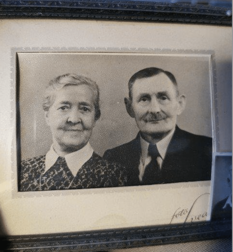My grandfather's parents: Hakan and Emma