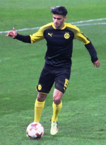 Family History Surprises for Borussia Dortmund Players: Mahmoud Dahoud