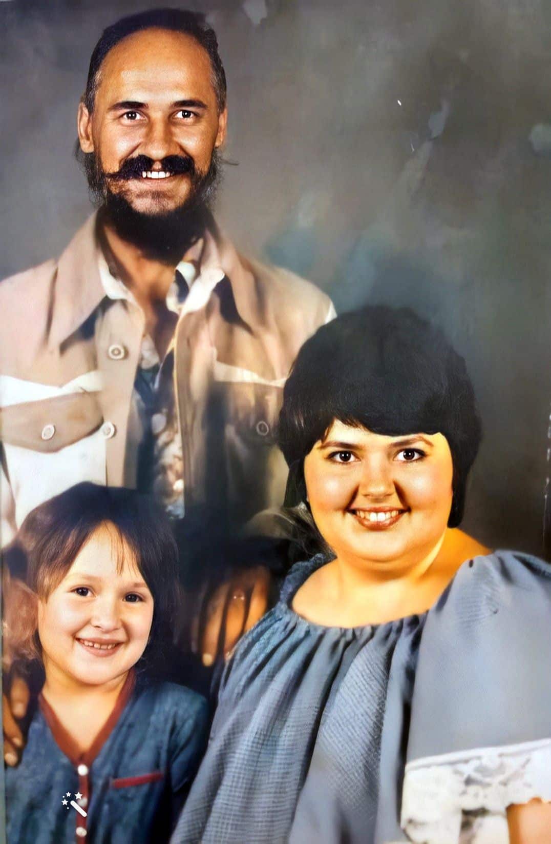 Debie and Ooallna's father with Ooallna and her mother. Photo enhanced and colors restored by MyHeritage