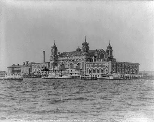Second Ellis Island Immigration Station (opened 1900) as seen in 1905 (public domain)