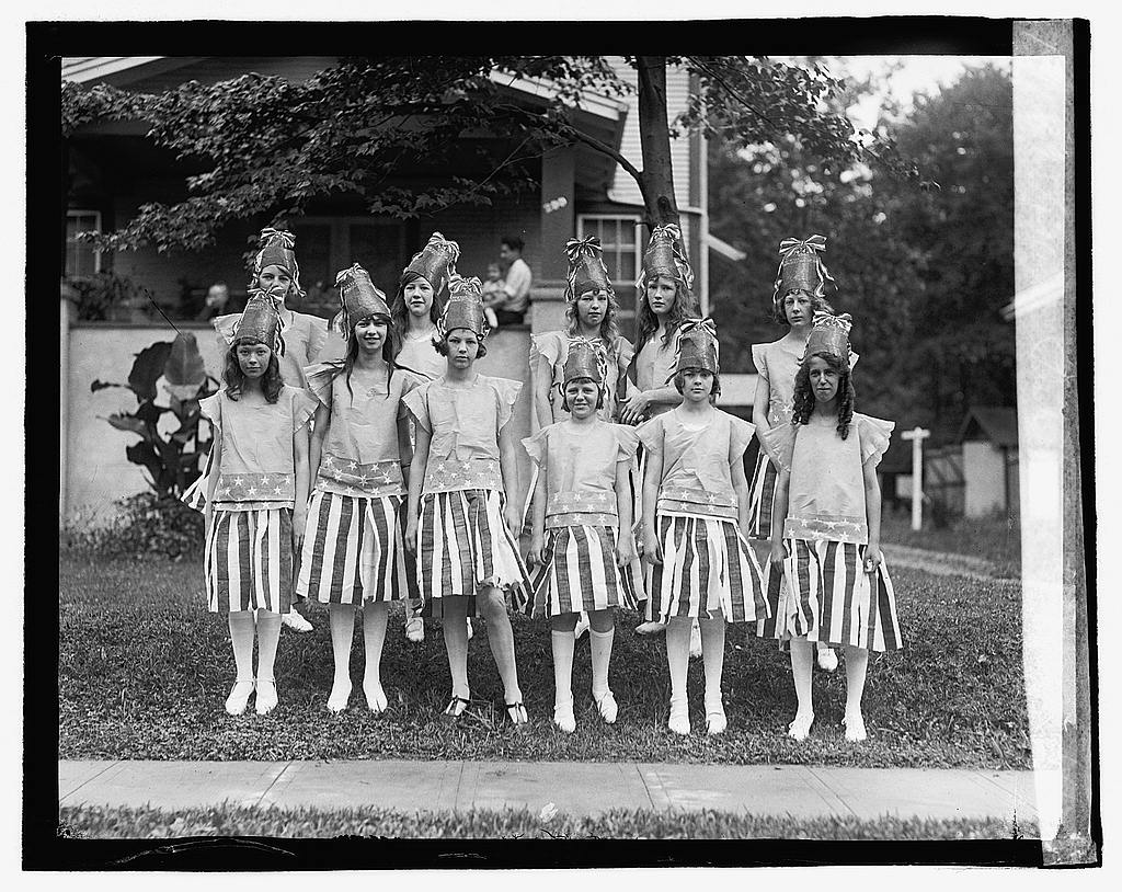 A group of girls dressed in patriotic costume in Takoma Park, Maryland, July 4, 1922. Courtesy of the Library of Congress