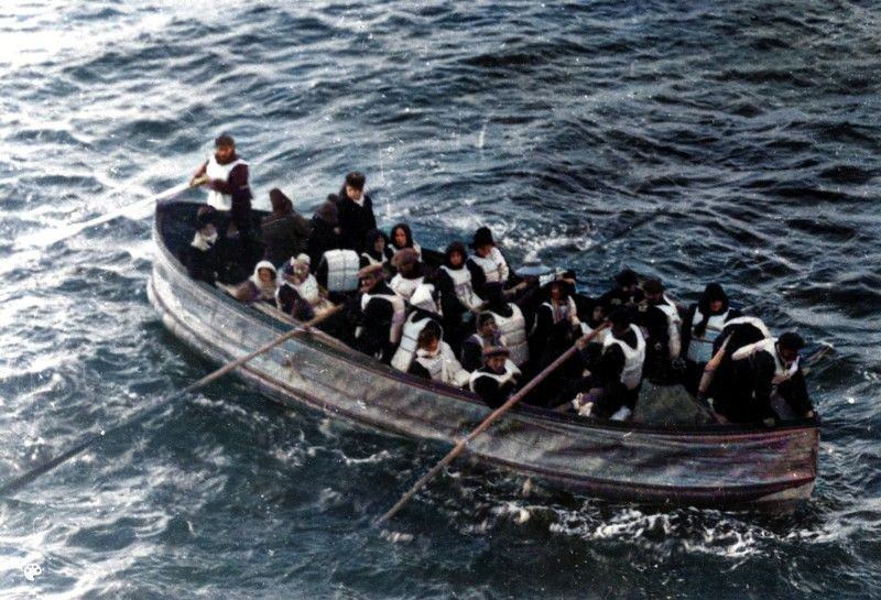 One of the Titanic’s lifeboats approaching the Carpathia, the only ship that responded to the distress calls and arrived an hour and a half after the Titanic went down.